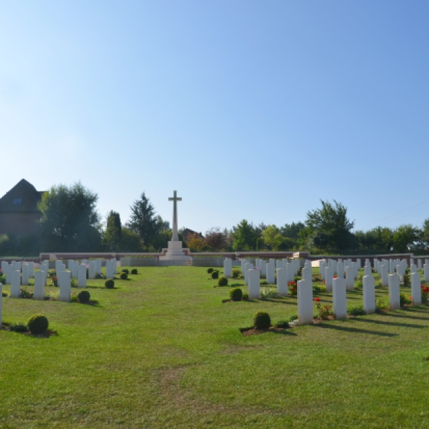 Pheasant Wood Military Cemetery, Fromelles